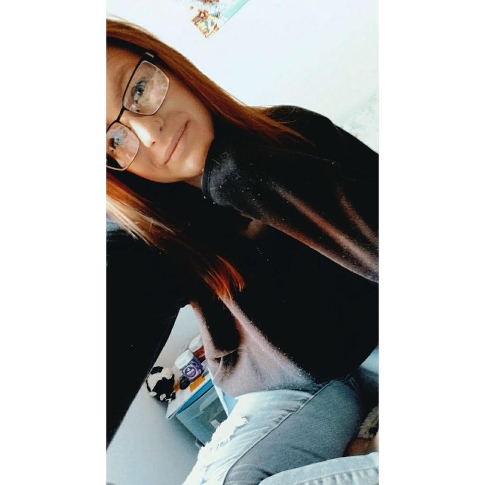 Meet your Posher, Cait